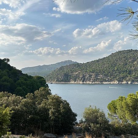 Hostal Myd Pantano Pelayos de la Presa Luaran gambar